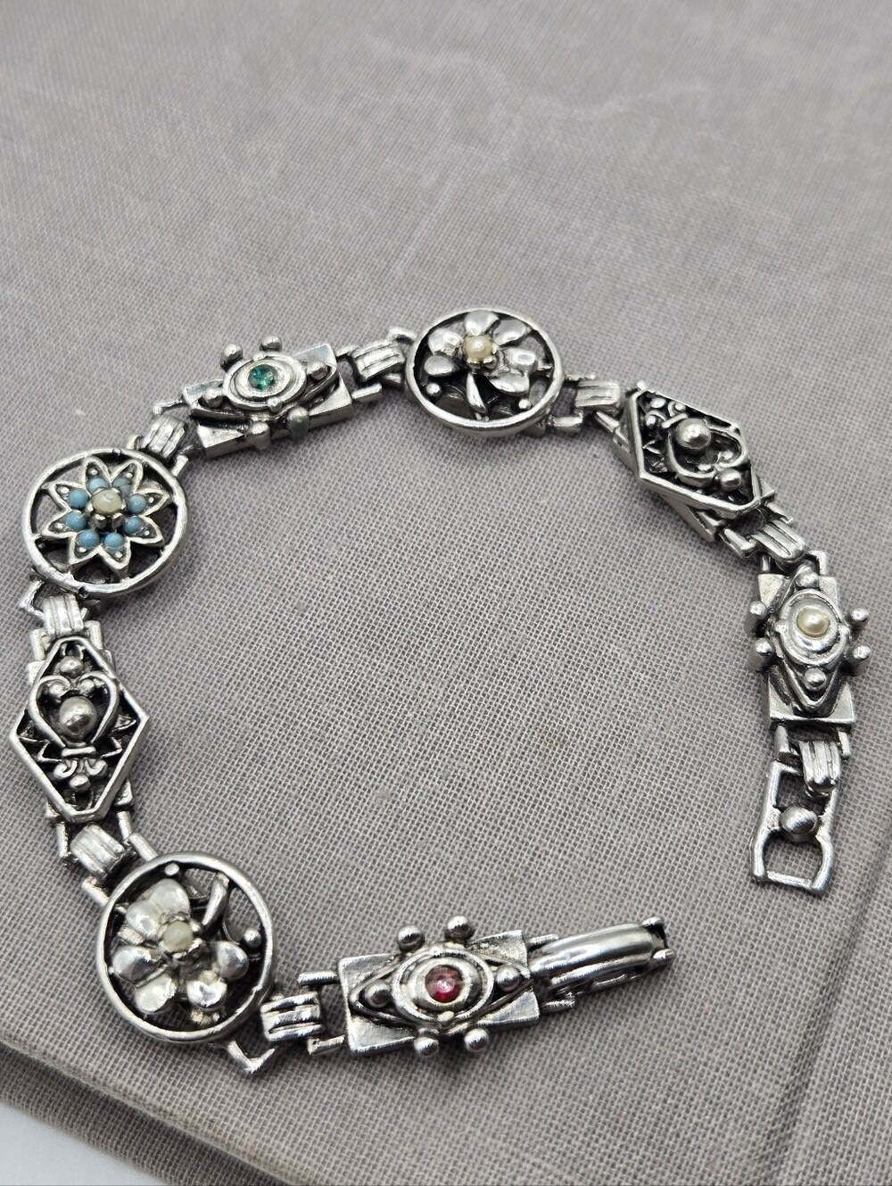 Chunky Silver Link Bracelet Modernist Art Deco Seed Pearls Studs 7" Box Clasp